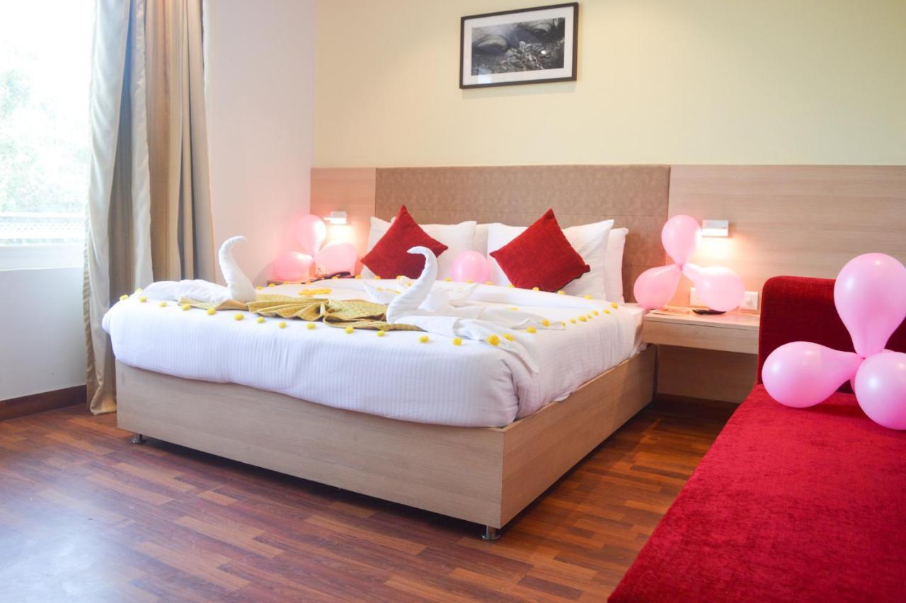 Hotel River Retreat Kangra Eksteriør bilde