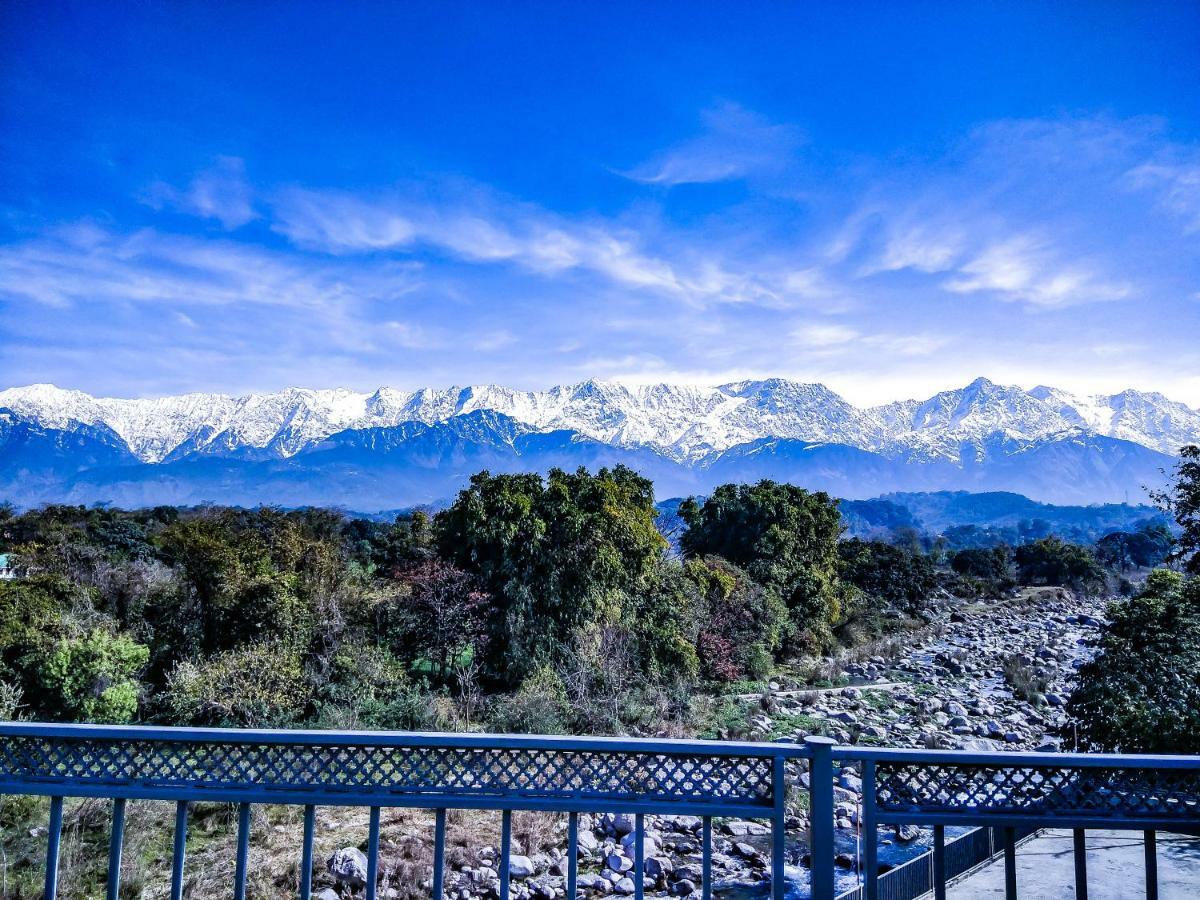 Hotel River Retreat Kangra Eksteriør bilde