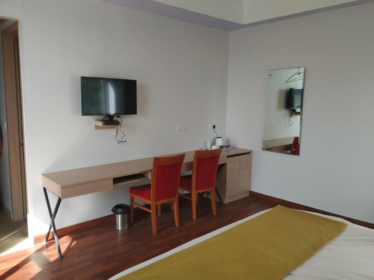 Hotel River Retreat Kangra Eksteriør bilde