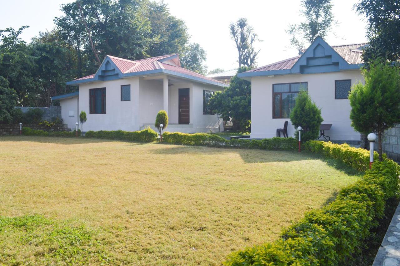 Hotel River Retreat Kangra Eksteriør bilde